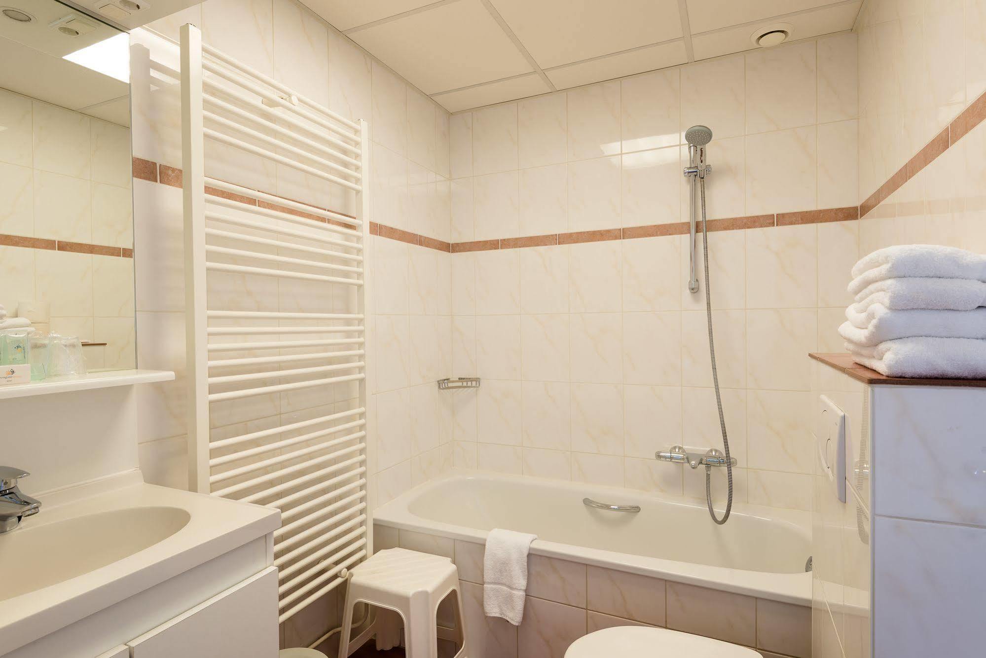 Hotel Berghoeve เอเพน ภายนอก รูปภาพ